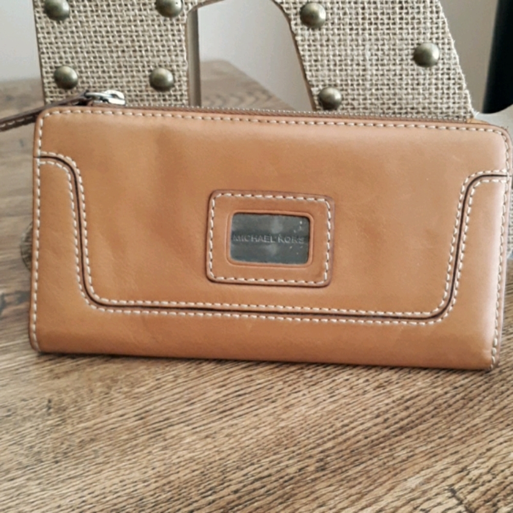 Michael Kors Leather Wallet
